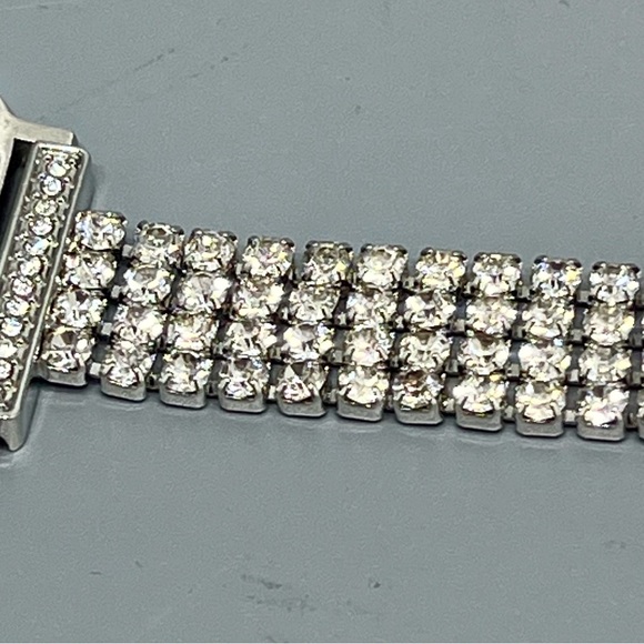 Women’s Adjustable Replacement Apple Watch Strap 38/40MM - Picture 4 of 9